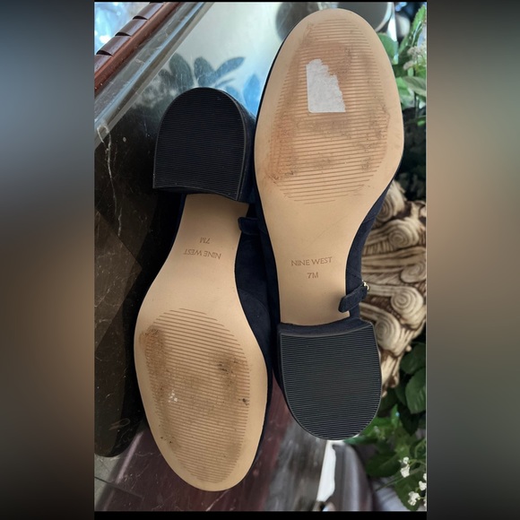 Nine West black suede leather booties size 7 - Picture 9 of 15